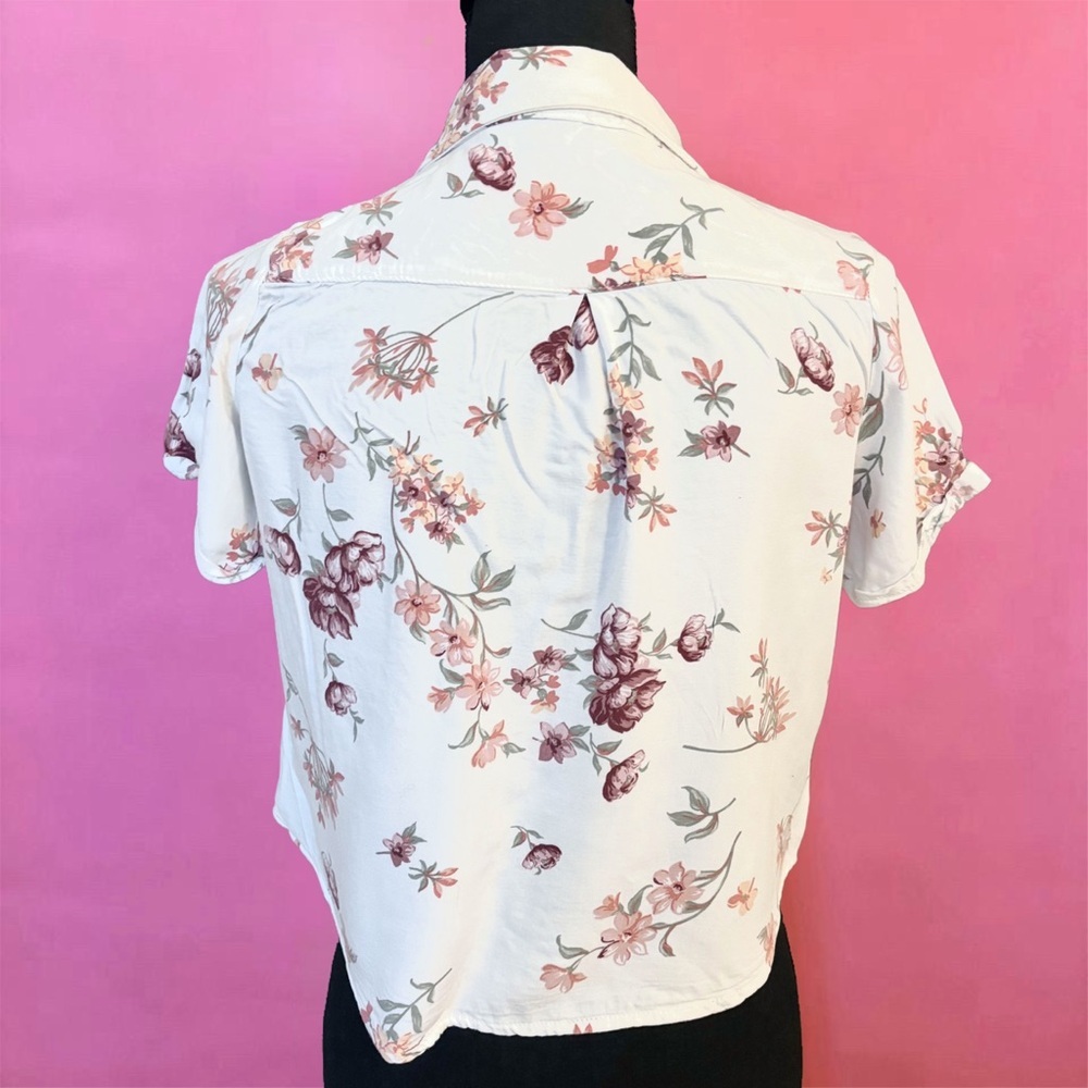 Brandy Melville Preppy White  Floral Button-Down Collared Blouse Shirt - Picture 3 of 11